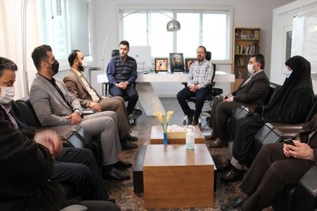 مظلومیت هنر انقلاب/تحقق جبهه متحد فرهنگی اجرای کارهای برزمین مانده است