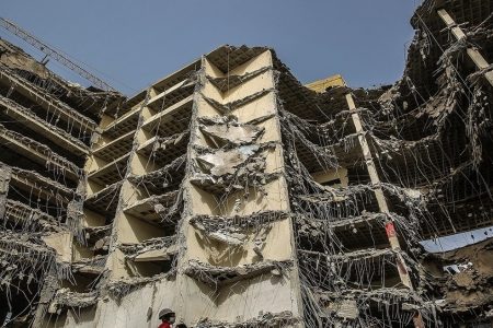 تاز‌ه‌ترین اخبار متروپل آبادان |‌ آزمایش DNA هویت جسد مالک “متروپل” را تایید کرد/ احتمال پایان عملیات جست‌وجو تا امشب 