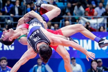 ورود تیم ملی کشتی آزاد به شهر برگزاری مسابقات جام جهانی در آمریکا