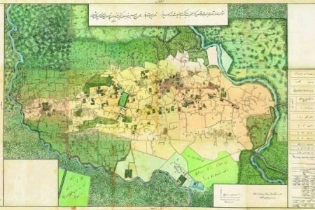 اهدای نقشه تاریخی رشت و بخشی از کتابخانه مهندس روبرت واهانیان به خانه فرهنگ