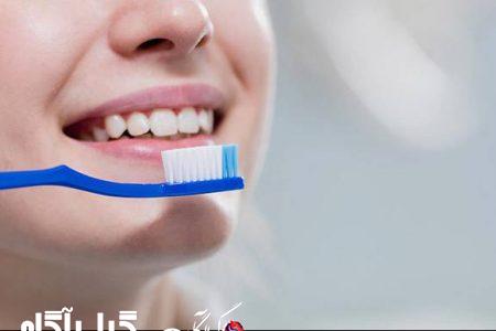 چند دقیقه بعد از خوردن شکلات و شیرینی مسواک بزنیم؟