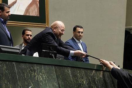 رئیس جمهور لایحه بودجه سال ۱۴۰۳ را تقدیم مجلس کرد