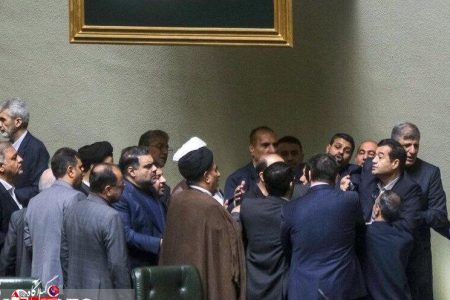 عدم بررسی اعتراض به اعتبارنامه تاجگردون؛ نمایندگان و هیات رئیسه سوگند خوردند اما نقض شد