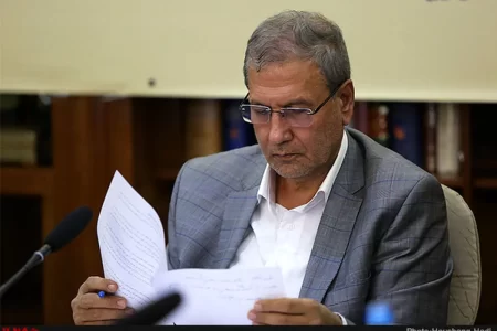 دستیار پزشکیان خطاب به مخالفان رفع فیلترینگ: به ناچار به رفع قطره‌چکانی فیلترینگ تن می‌دهید