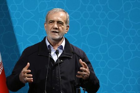 پزشکیان: دانشجویان امید فردای کشور هستند / تقوا یعنی حرکت بدون خطا