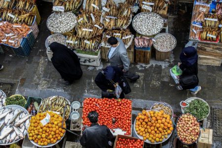 استاندار گیلان: شرایط خرید ارزان برای ماه مبارک رمضان و شب عید فراهم شود