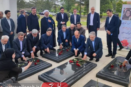 وزیر علوم و استاندار به مقام شهدای گمنام دانشگاه گیلان ادای احترام کردند