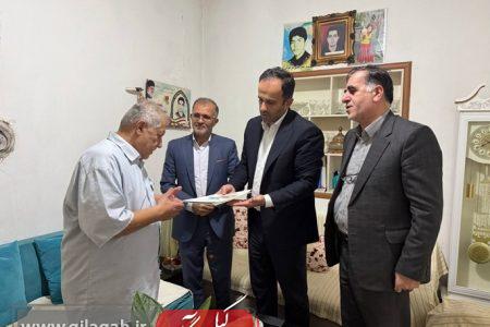 دیدار شهردار رشت با خانواده شهید فرجودی به مناسبت هفته نیروی انتظامی